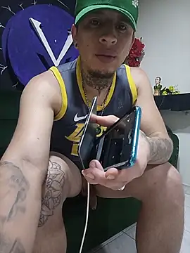 Valentino_dominusSexx webcam