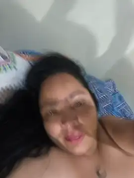 NIKOLE1301 webcam