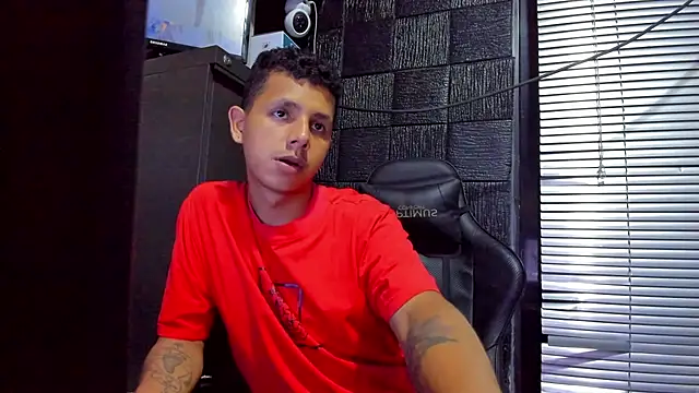 boy_bigcock24cm webcam
