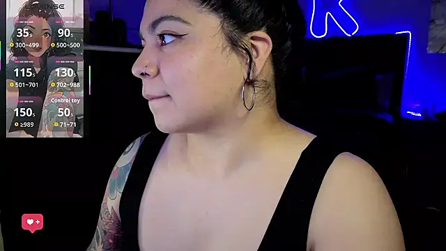 kimmiakiss22 webcam
