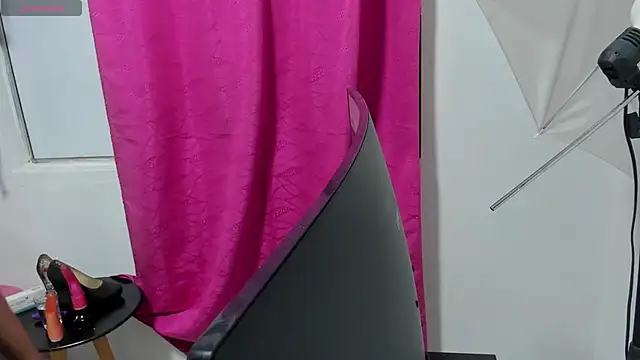 Hanna_long webcam