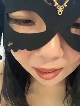 momo-wu live sex cam