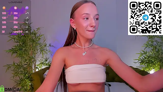 miiss__lulu live cam on StripChat