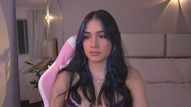 AnnyHizzle webcam