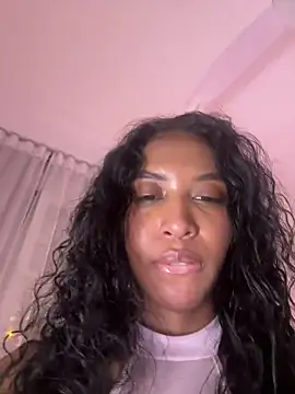 IamCrystal2 webcam