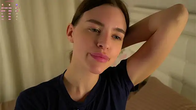 EleneButton webcam