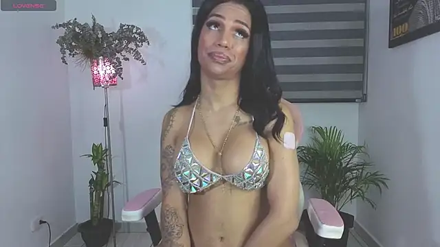 isabella_pearl_ webcam