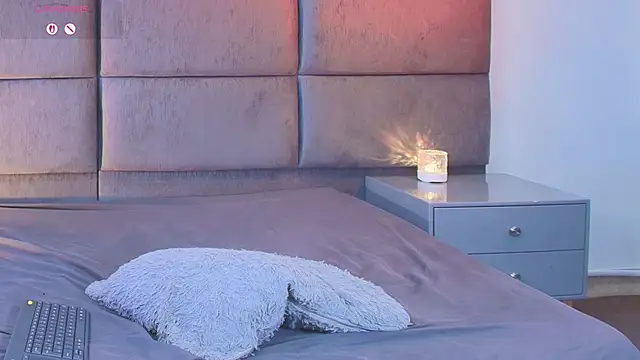Lana_Presscot webcam