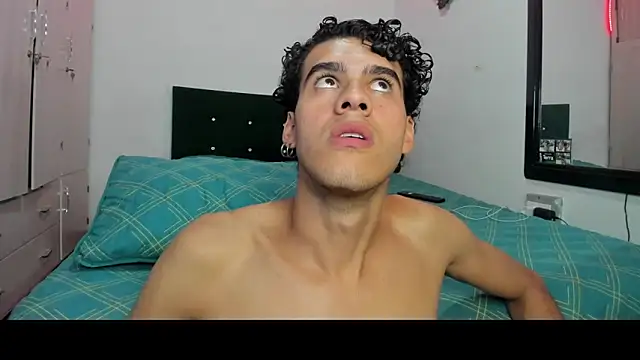 Jean_And_PaulXL webcam