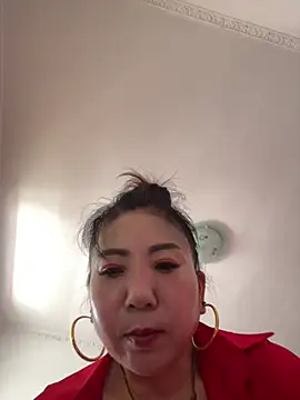 lucy-698 webcam