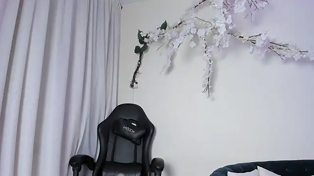 Anniie_Smith__ webcam