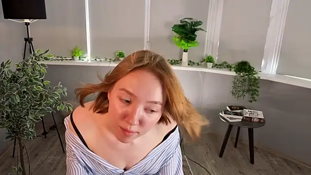 LeliaSavich webcam