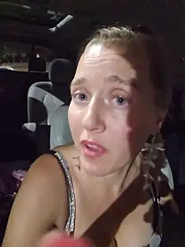 SkyelarsWorld live cam on StripChat