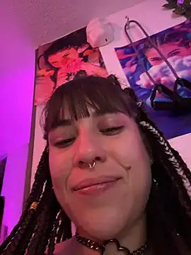 Hellen_dumont live cam on StripChat