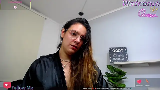 Bianca____ live cam on StripChat