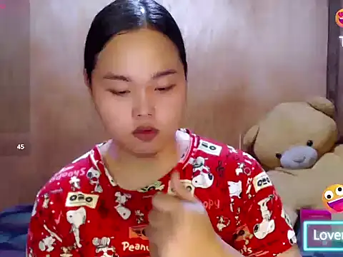_Lylia webcam