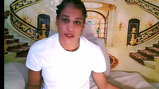 IndianSexcSmyle webcam