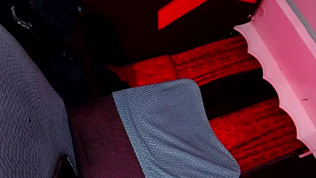 abrilbigcock webcam