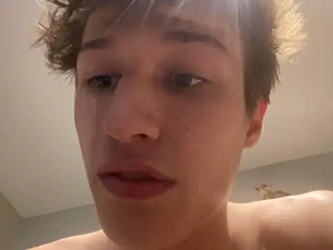 yourwhiteboy1 webcam