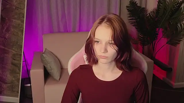 AliceJohansone webcam