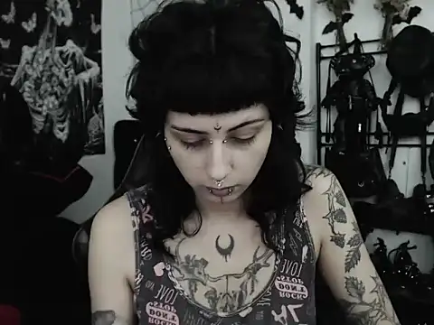 dakota_krall__ webcam