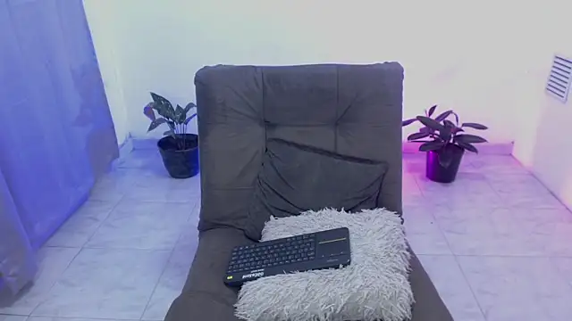 hades_derox_ webcam