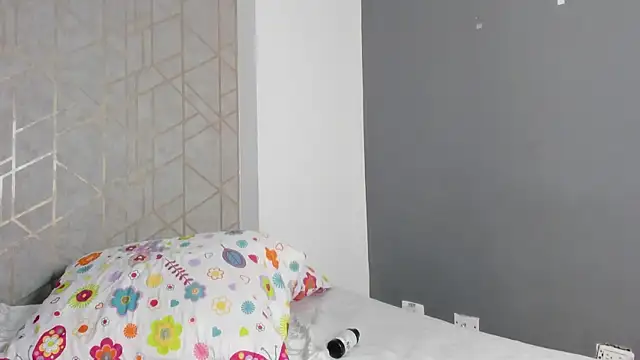 ThiiaraBrown webcam