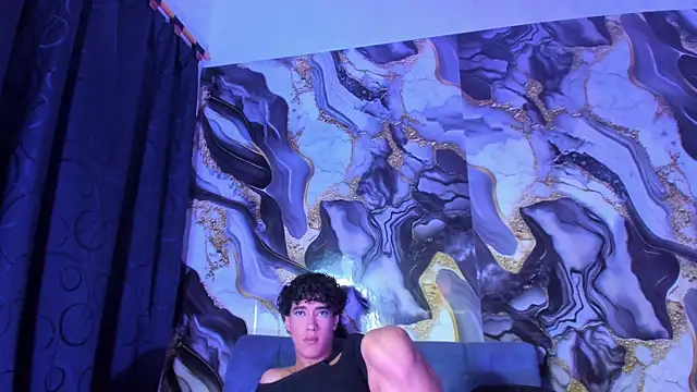 boy_max_latin webcam