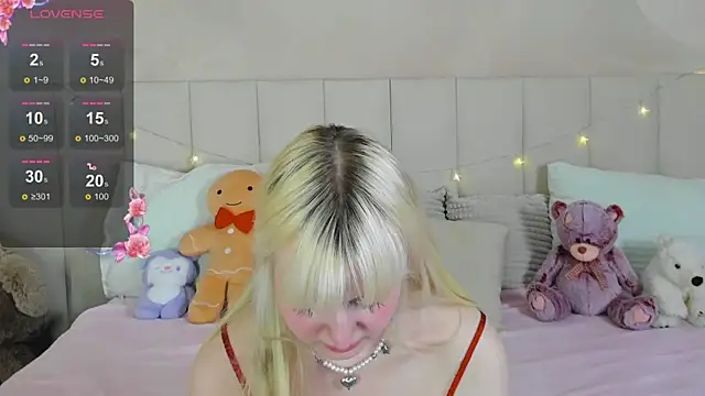AdeleSilvy webcam