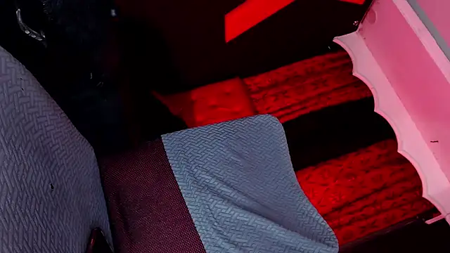 abrilbigcock webcam
