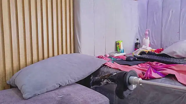 celeste_jhons webcam
