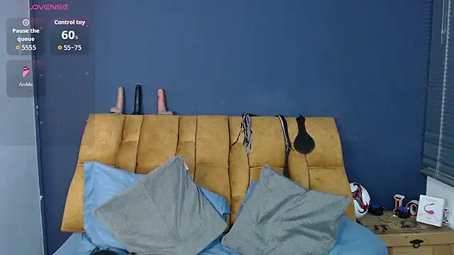 KendraaSimons webcam