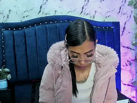 KarlaSlutSkinny__ webcam