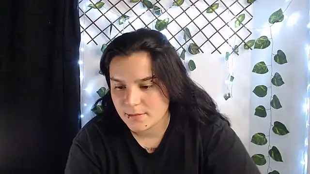Nika_1_ live cam on StripChat