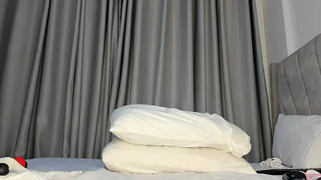 thee_sexy_goddess webcam