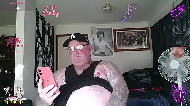 KINKYBLUEYES69