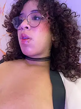 Woo_isDaphne webcam