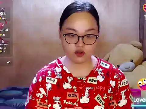 _Lylia webcam