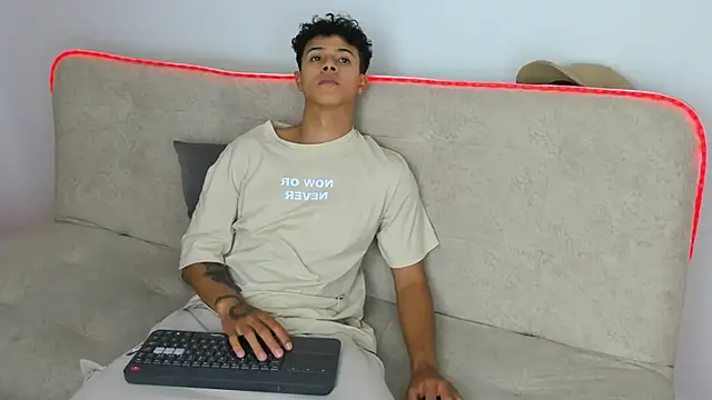 _Alex_Colton webcam