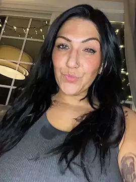 LittleMissEeve Live Webcam on Stripchat