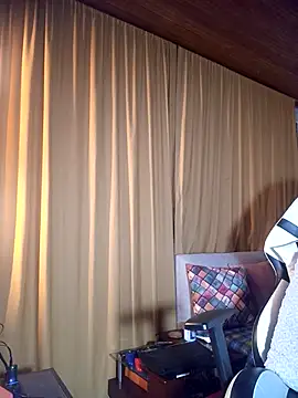 sebastian_horny webcam