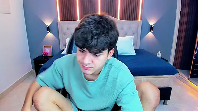 tommy18__ - Tommy18__'s free webcam - UK Sex Cams