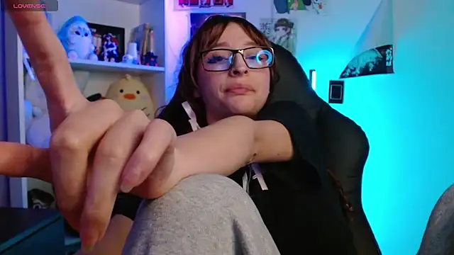 CelesteAyase webcam