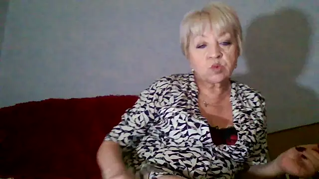 DianaQDream webcam