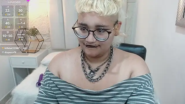 Echypyon_ live cam on StripChat