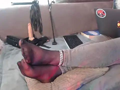GoddessMonicaAngels webcam