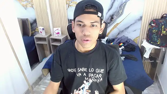 DaviidBuckx_ live cam on StripChat