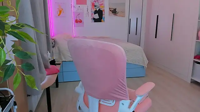 Lily_Young webcam