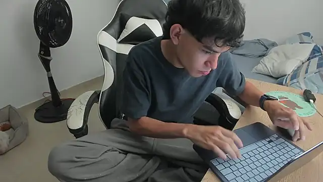ronaldmq20 webcam