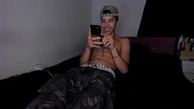 HeellBoy_ webcam